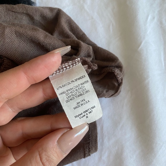 Taupe/tan tank blouse - Picture 6 of 6